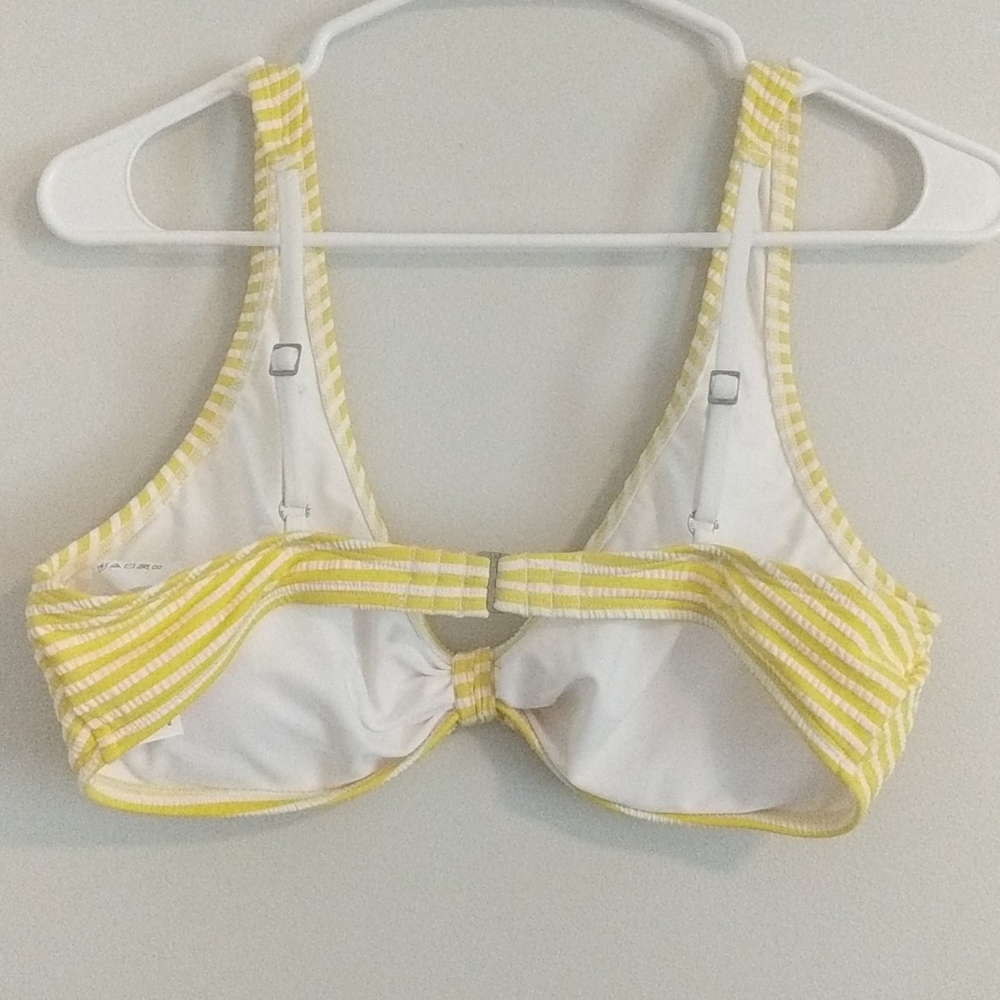 A&F Bikini Top - Picture 2 of 6